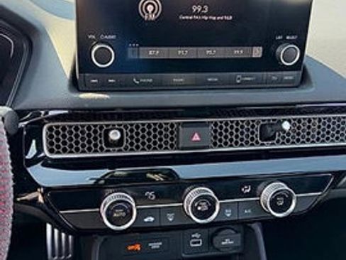 Used 2022 Honda Civic Sport image 19