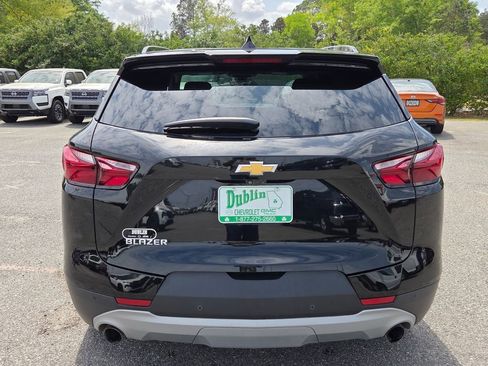 Used 2019 Chevrolet Blazer LT w/ Sun and Wheels Package FWD image 9