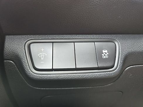Used 2023 Kia Forte LXS FWD image 19