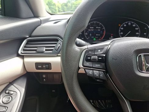 Used 2018 Honda Accord LX image 20