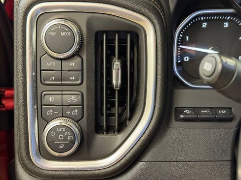 Used 2023 GMC Sierra 2500 AT4 w/ AT4 Preferred Package image 30