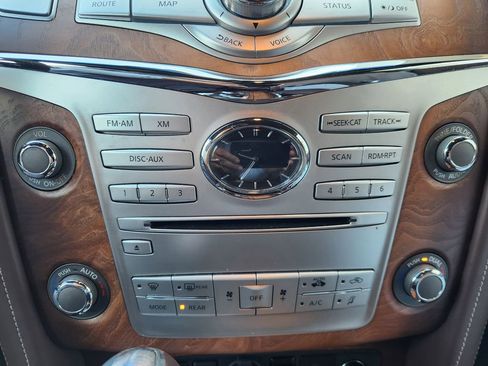 Used 2016 INFINITI QX80 Limited w/ All Season Package image 19