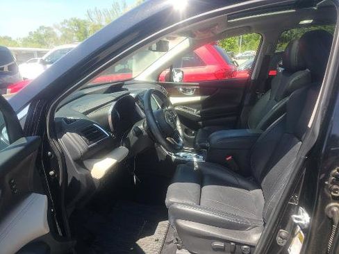 Used 2022 Subaru Ascent Touring image 2