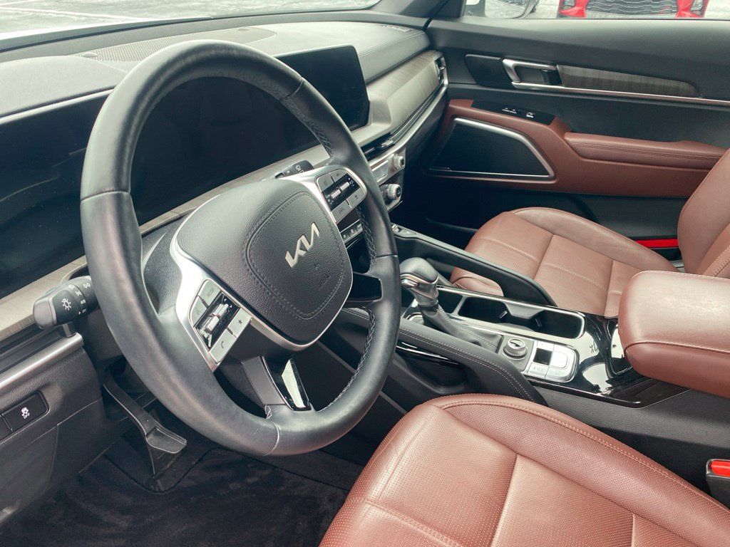Used 2024 Kia Telluride EX AWD/4WD image 9