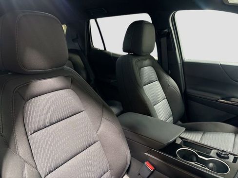 New 2026 Chevrolet Equinox LT w/ Safety and Technology Package FWD image 30