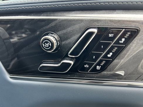 Used 2025 Cadillac Escalade IQ Luxury 2 w/ LPO, Premium Carpet Package image 59