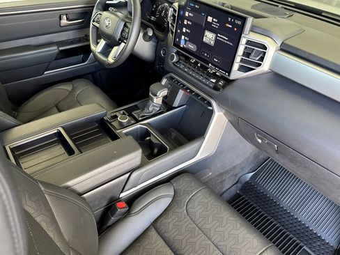 Used 2024 Toyota Tundra Limited image 14