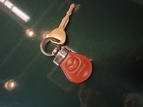 Used 1999 MAZDA MX-5 Miata image 26