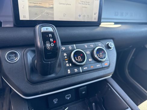 Used 2021 Land Rover Defender 110 S image 24