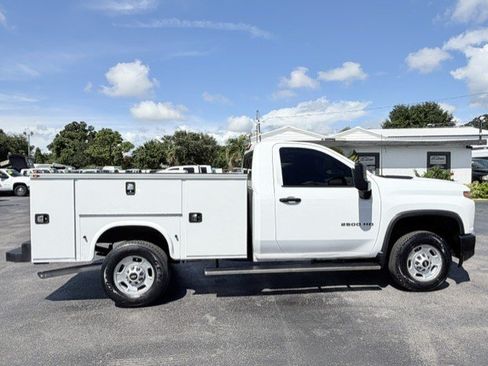 Used 2020 Chevrolet Silverado 2500 W/T AWD/4WD image 5