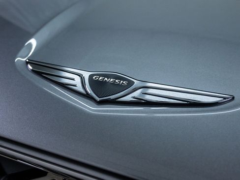 Used 2026 Genesis GV70 2.5T Select image 5