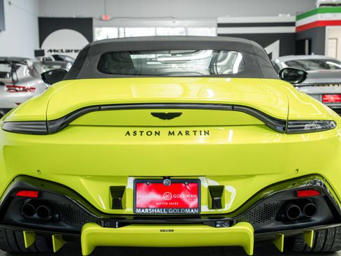 Used 2022 Aston Martin V8 Vantage Roadster image 42