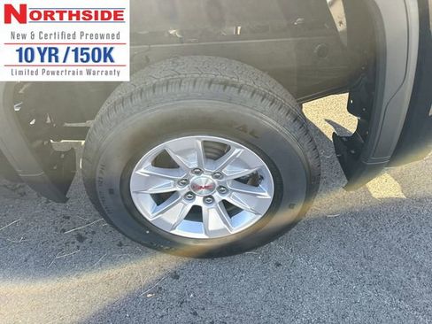 New 2026 GMC Sierra 1500 SLE image 10