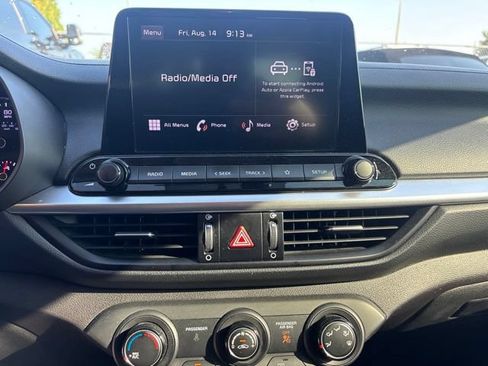 Used 2022 Kia Forte LXS FWD image 12
