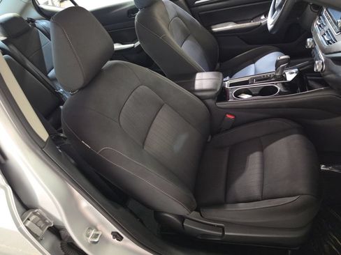 Used 2023 Nissan Altima 2.5 SV FWD image 24