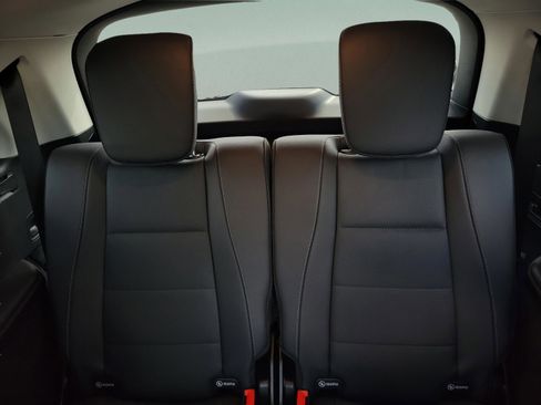 Certified 2026 Mercedes-Benz GLS 450 4MATIC image 10