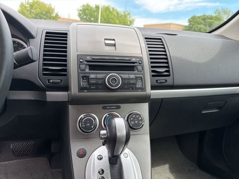 Used 2010 Nissan Sentra 2.0 S image 9