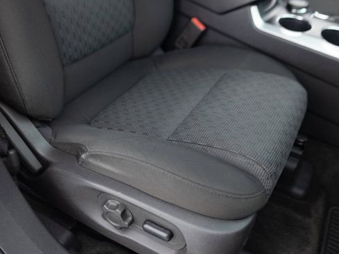 Used 2013 Ford Explorer XLT AWD/4WD image 27
