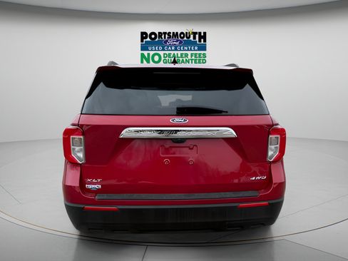 Used 2022 Ford Explorer XLT AWD/4WD image 27