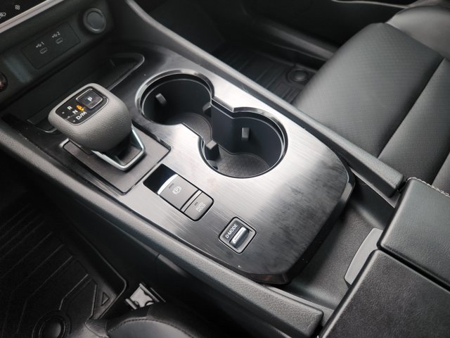 Used 2025 Nissan Rogue SV w/ SV Premium Package FWD image 18