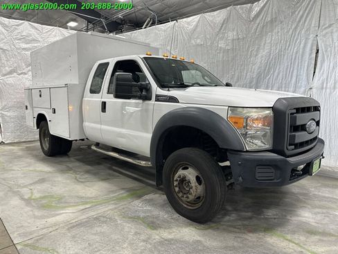 Used 2015 Ford F550 4x4 SuperCab Super Duty image 2