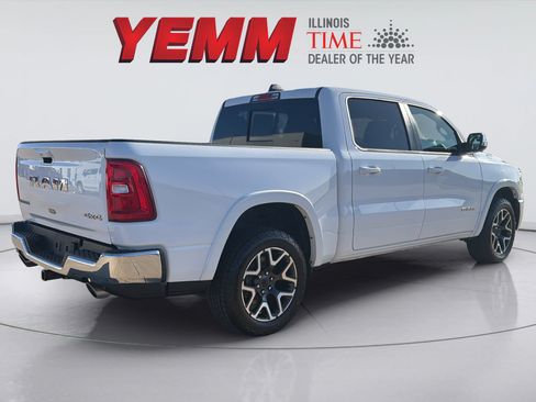 Used 2025 RAM 1500 Laramie AWD/4WD image 13