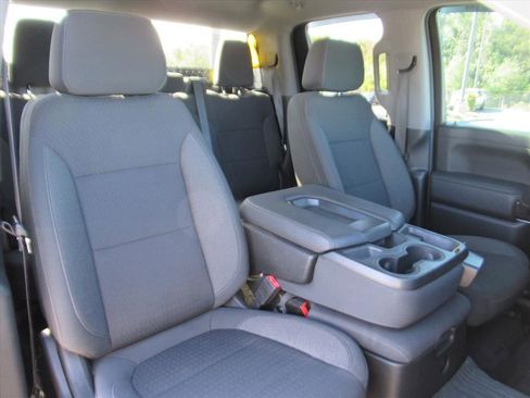 Used 2022 GMC Sierra 1500 Elevation w/ X31 Off-Road Package image 10