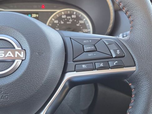 Used 2025 Nissan Versa SR w/ Trunk Package FWD image 27