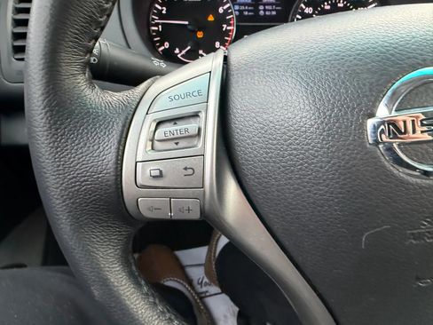 Used 2014 Nissan Altima 2.5 SV image 27