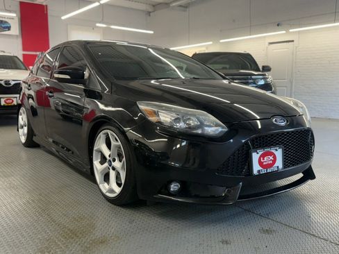Used 2014 Ford Focus ST w/ Equipment Group 202A FWD image 4