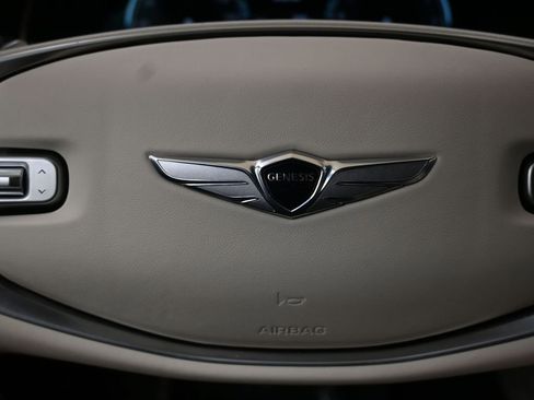 Used 2024 Genesis GV80 3.5T w/ Prestige Package image 28