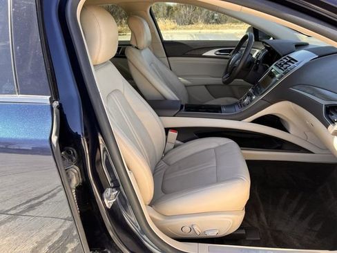 Used 2017 Lincoln MKZ Reserve w/ Climate Package image 27