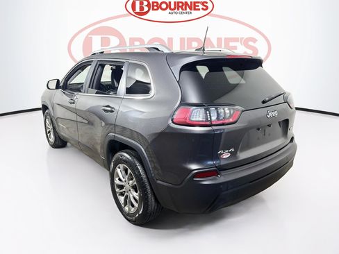 Used 2019 Jeep Cherokee Latitude Plus w/ Cold Weather Group AWD/4WD image 7