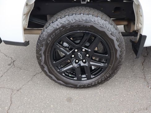 Certified 2025 Chevrolet Silverado 1500 LT Trail Boss w/ Convenience Package II image 39