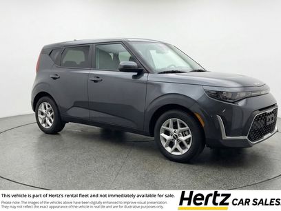 Used 2025 Kia Soul LX w/ LX Technology Package