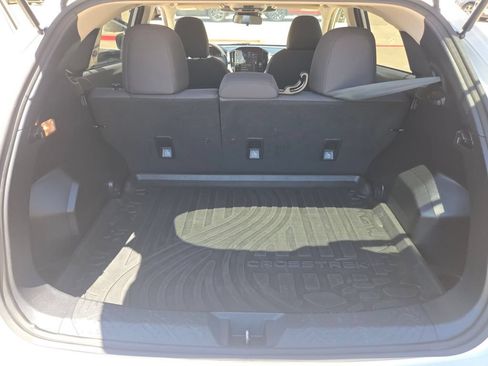 Used 2025 Subaru Crosstrek 2.5i Premium AWD/4WD image 24