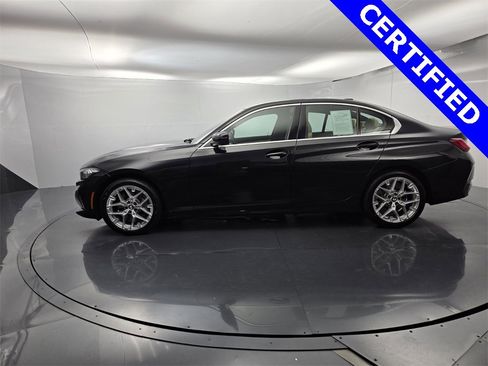 Certified 2025 BMW 330i Sedan w/ Convenience Package image 5