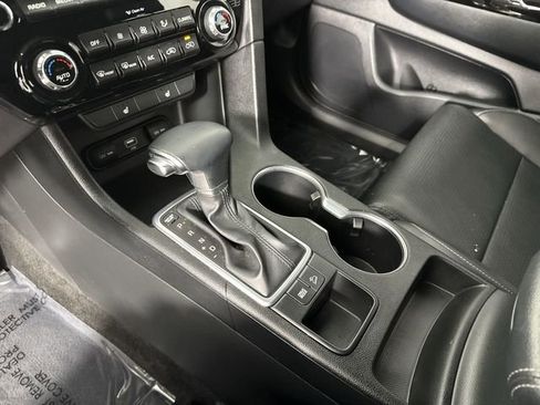 Certified 2021 Kia Sportage EX FWD image 17
