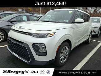 Used 2021 Kia Soul LX video 1