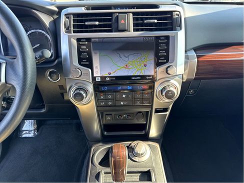 Used 2022 Toyota 4Runner Limited AWD/4WD image 19