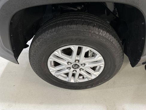 Used 2022 Toyota Tundra SR5 image 11