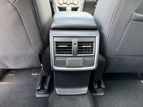 Used 2023 Subaru Forester Premium AWD/4WD image 17