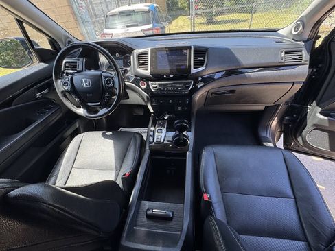 Used 2018 Honda Pilot Elite image 28