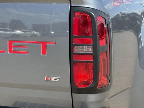 Certified 2022 Chevrolet Colorado Z71 AWD/4WD image 8