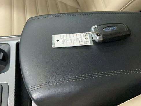 Certified 2021 Ford Edge SEL w/ Convenience Package image 11