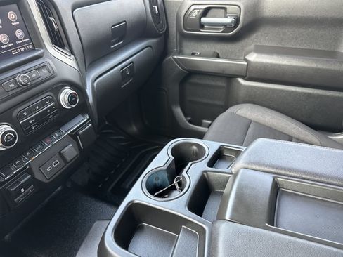Used 2025 GMC Sierra 1500 Pro w/ Pro Value Package AWD/4WD image 17