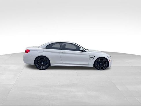 Used 2017 BMW M4 Convertible w/ Executive Package image 6