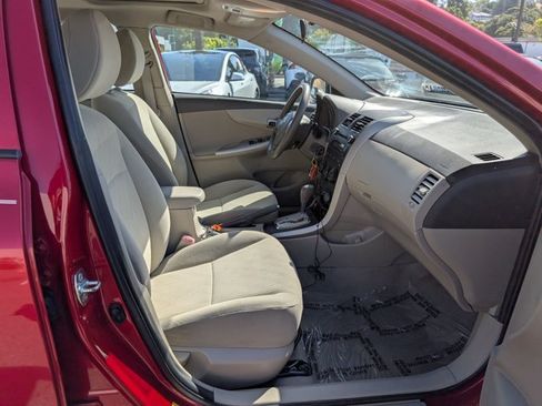 Used 2010 Toyota Corolla LE FWD image 18
