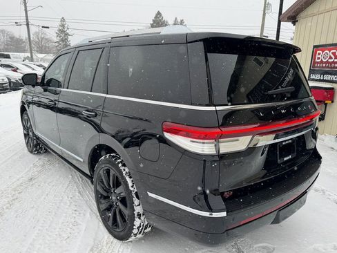 Used 2022 Lincoln Navigator Reserve w/ Equipment Group 201A image 3