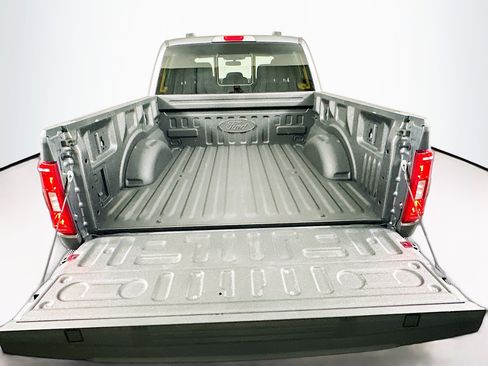 Used 2023 Ford F150 XLT w/ Equipment Group 302A High image 28